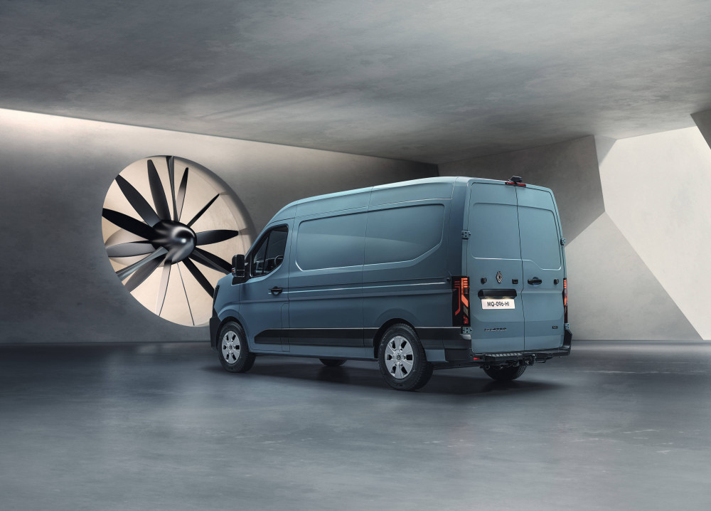 The new Renault Master: the next-generation multi-energy Aerovan
